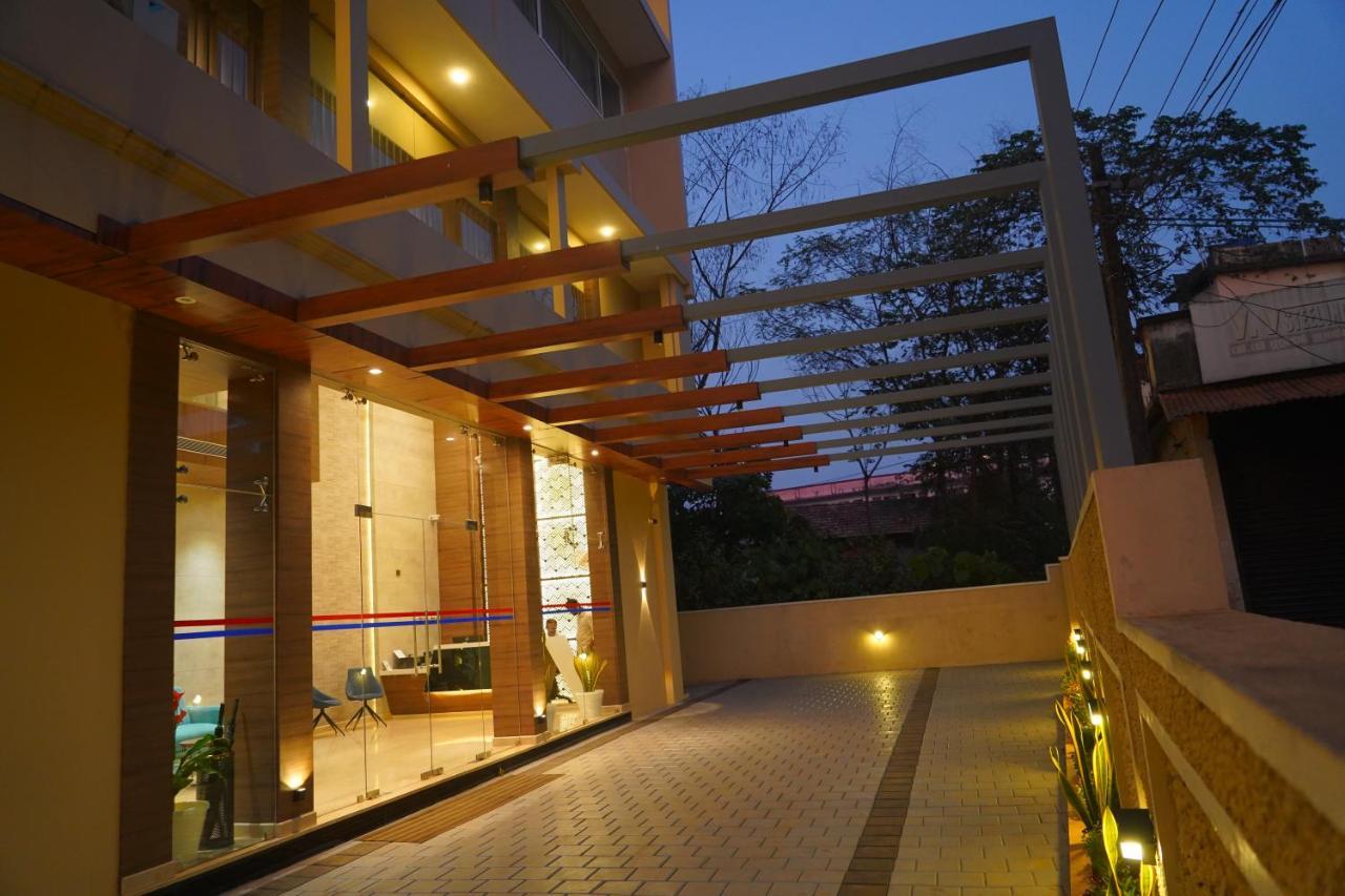 Hotel Bekal International Kāsaragod Exterior photo